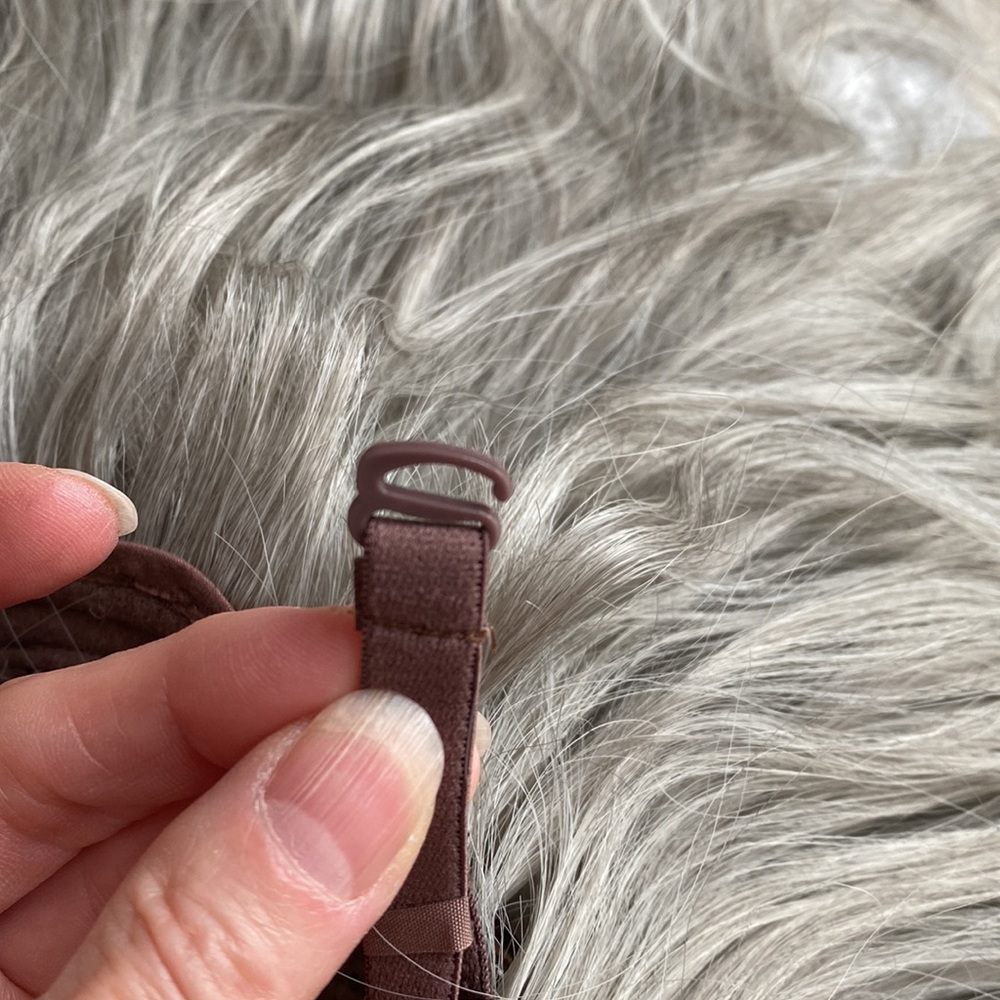 Beautiful Ash Blonde Wig - Picture 9 of 13